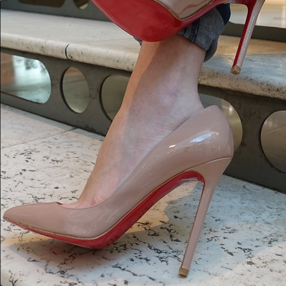 Christian Louboutin size 38,5 nude